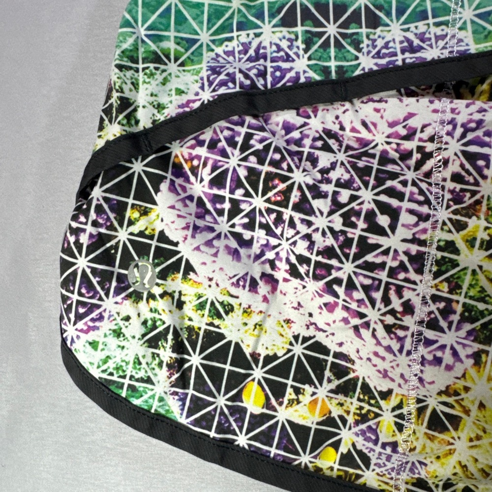 Lululemon Speed Up Shorts 10 Floral Geometric Print Running Athletic Workout Low